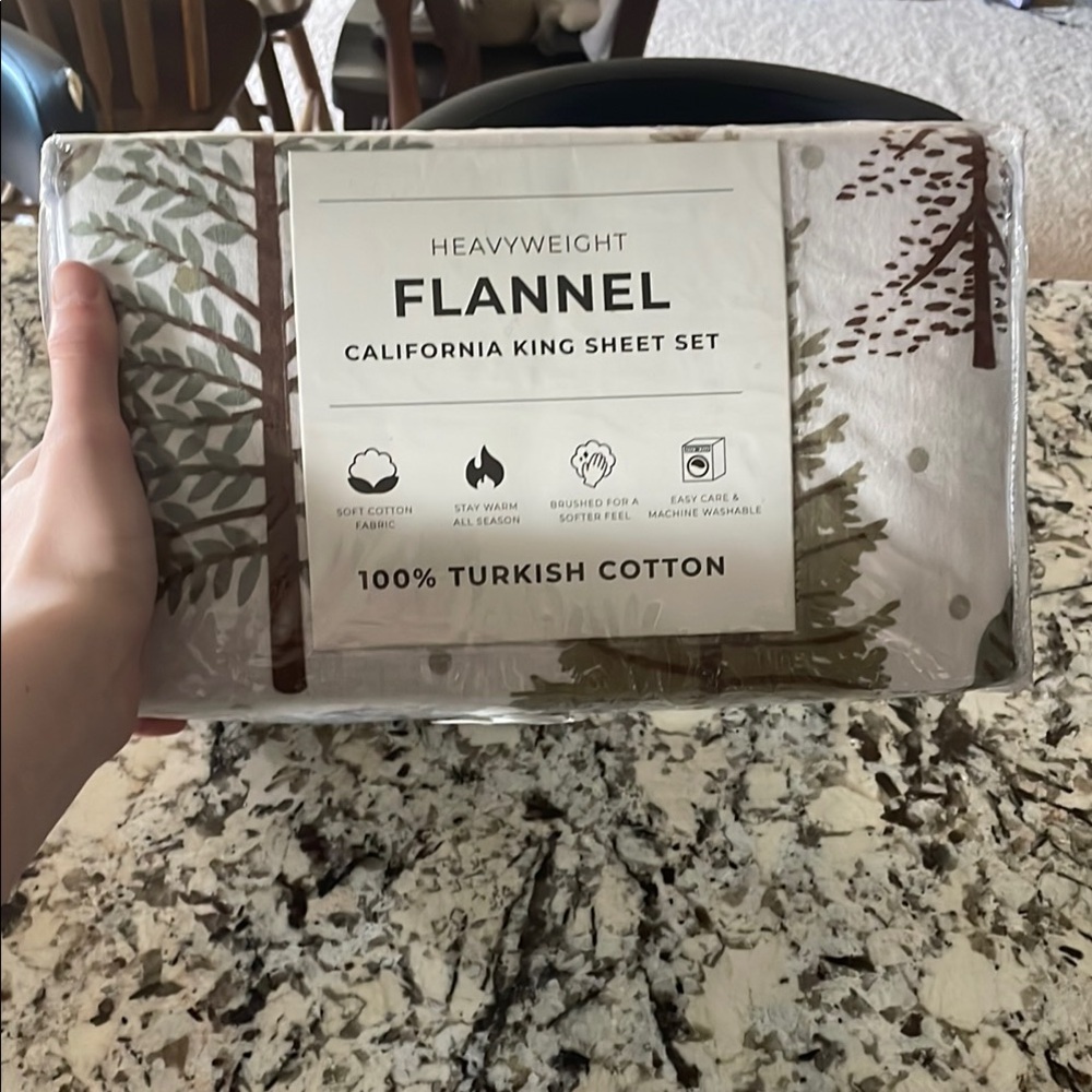 Heavyweight Flannel California King Sheet Set - Green and Brown